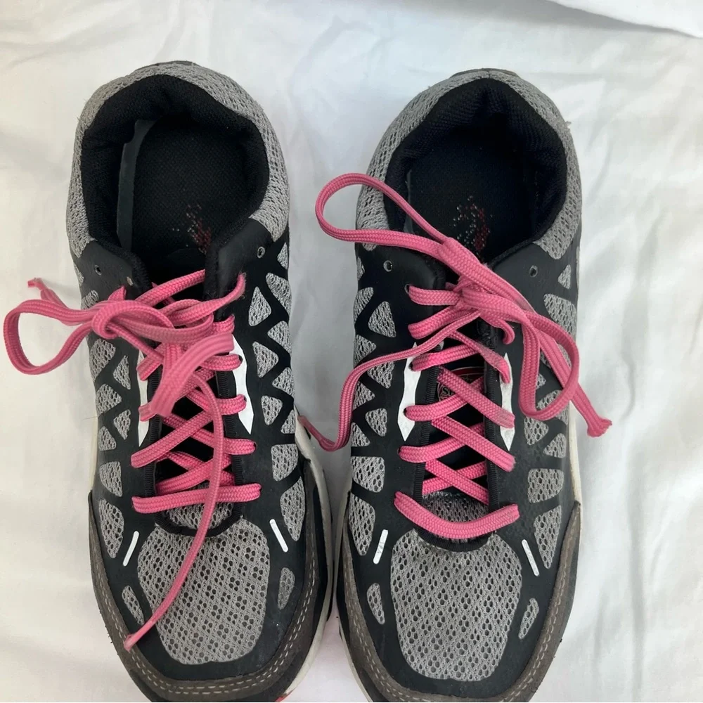 Red Wing Women's Athletic Aluminum Toe Shoes - Picture 6 of 12